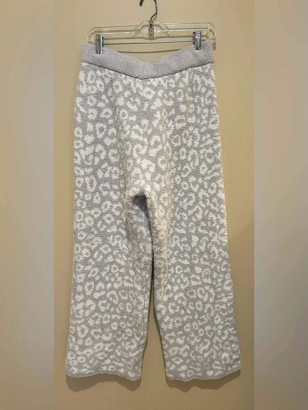 cupcakes & cashmere soft cozy